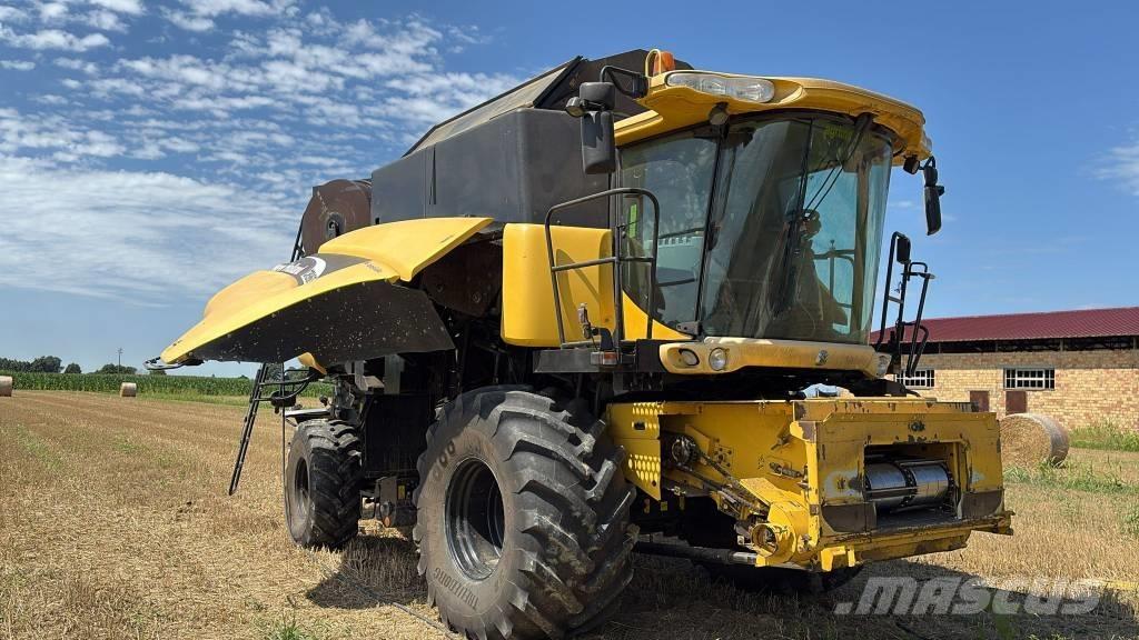 New Holland CR 960 Mähdrescher