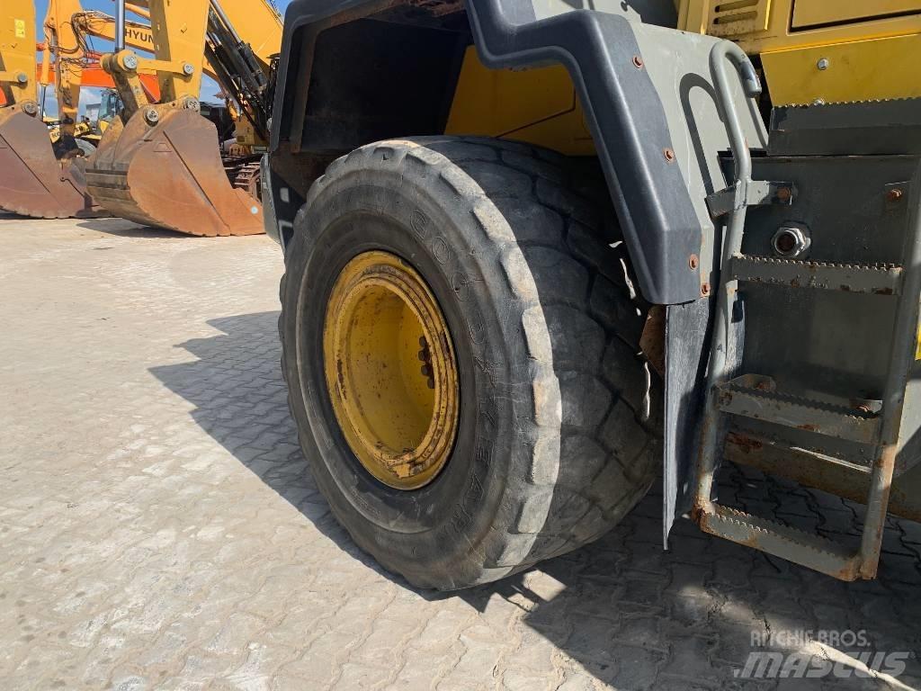 Komatsu WA 320-5H Radlader