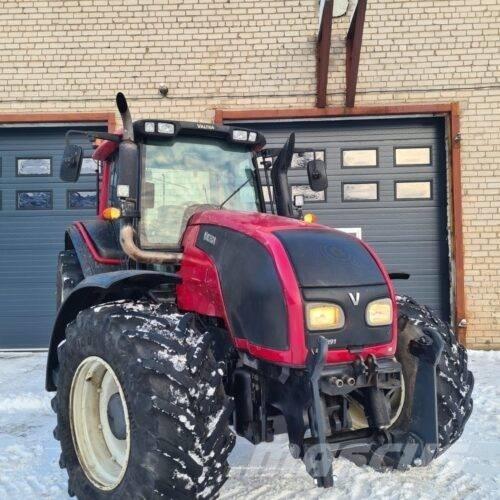 Valtra T 191 HiTech Traktoren