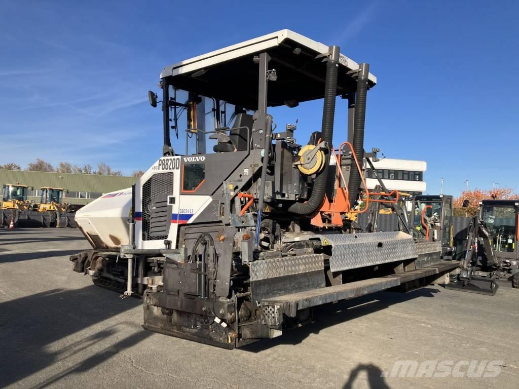 Volvo P 8820 D Andere