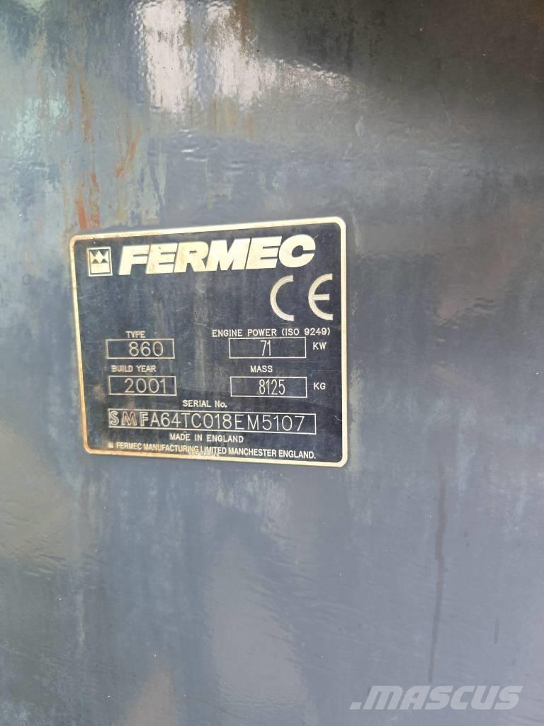 Fermec 860 Baggerlader