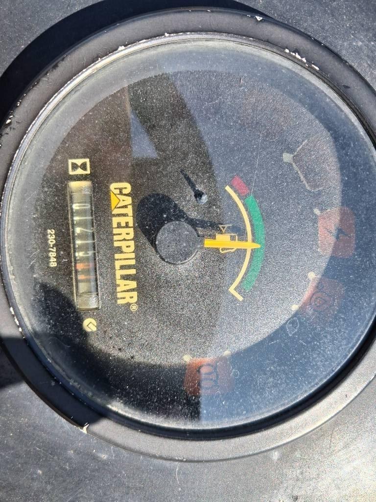 CAT CB 22 Tandemwalzen