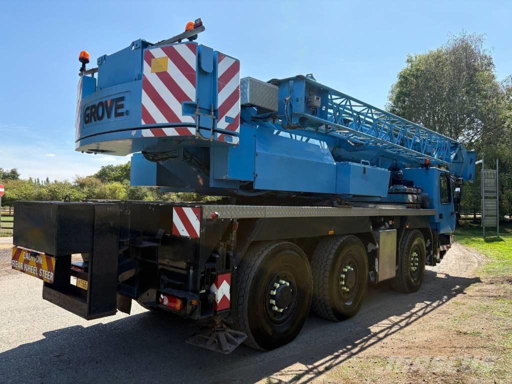 Grove GMK3055 All-Terrain-Krane