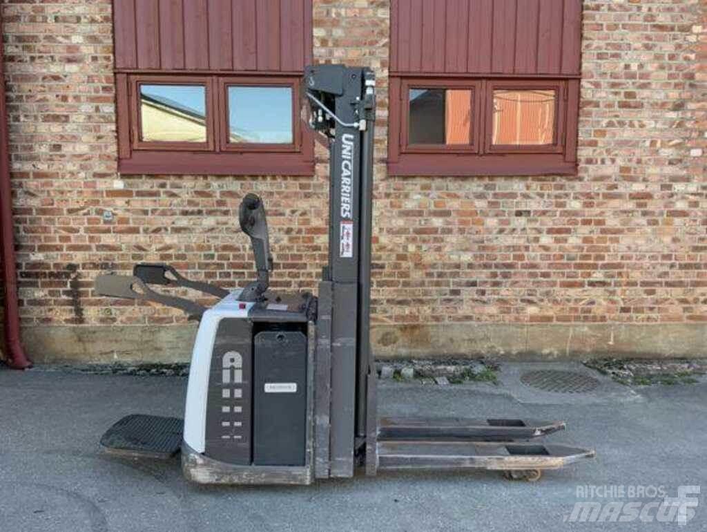 Atlet PSP Gabelstapler mit Fahrerstand
