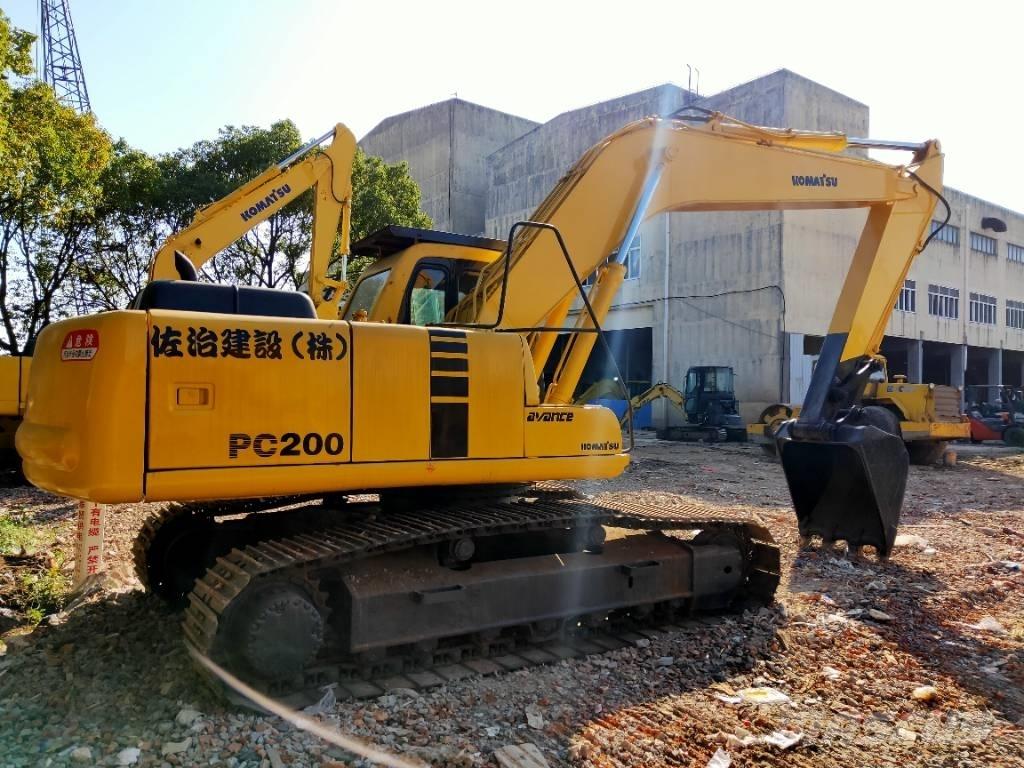 Komatsu PC200-6 Raupenbagger