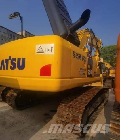 Komatsu PC 220-8 Raupenbagger