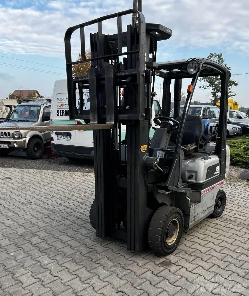 Nissan PD01A18PQ Gasstapler