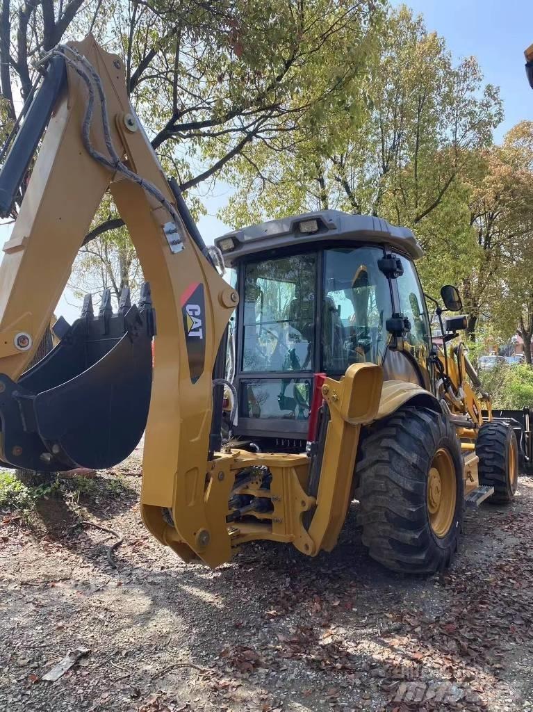 CAT 420F Baggerlader