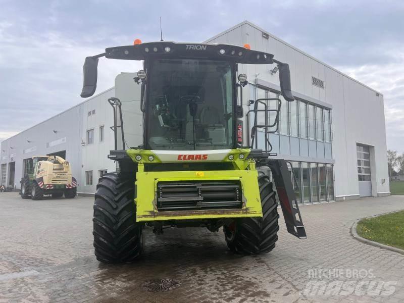 CLAAS TRION 520 Mähdrescher