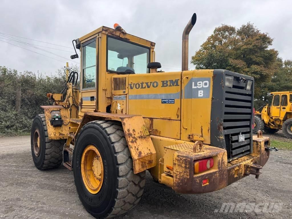 Volvo L 90 Radlader