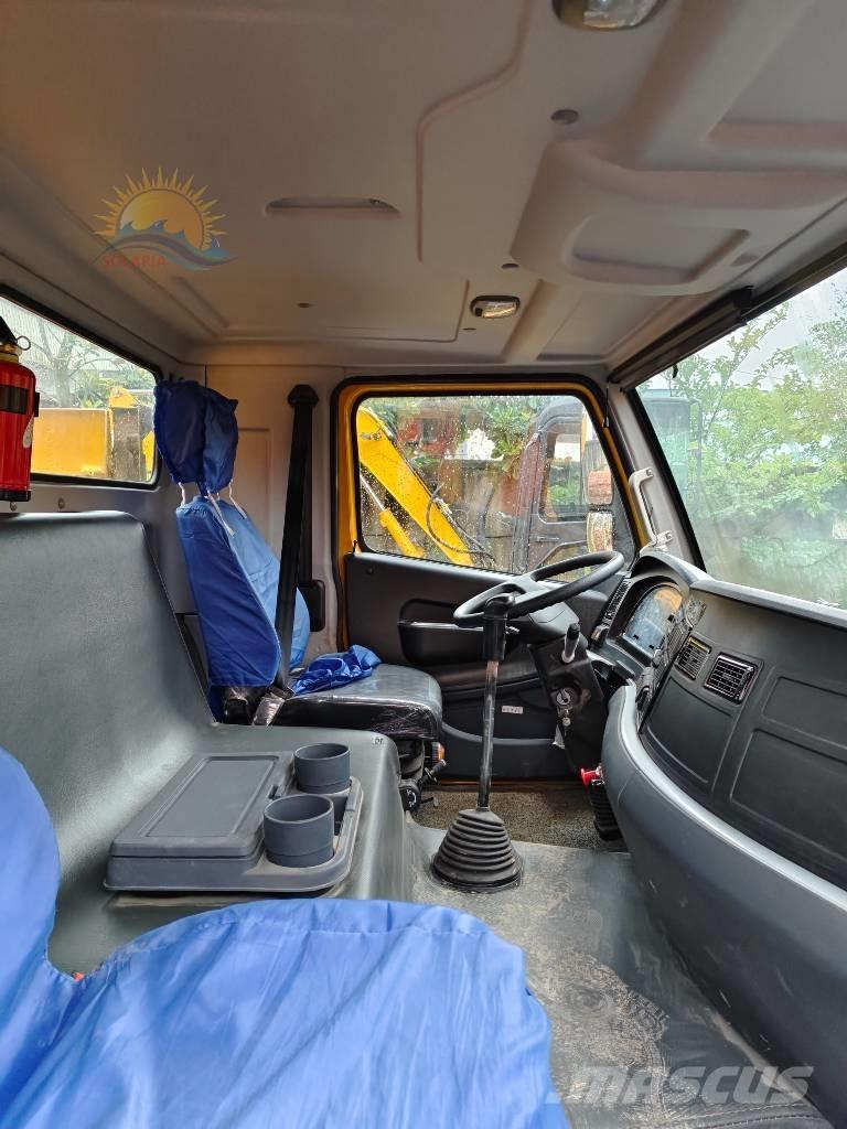 Shantui SD 22 Bulldozer