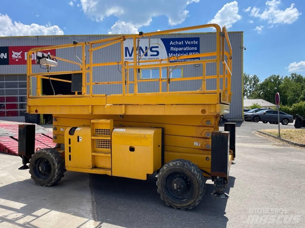 Haulotte H 15 SX Scheren-Arbeitsbühnen