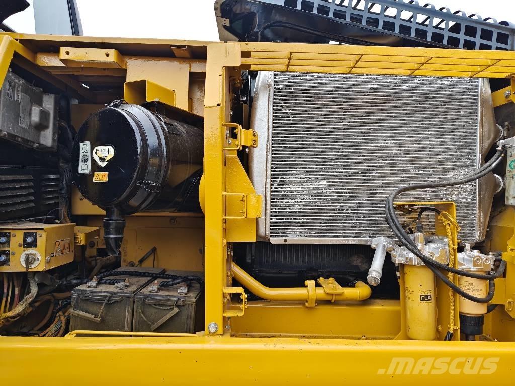 CAT 330 D2L Raupenbagger
