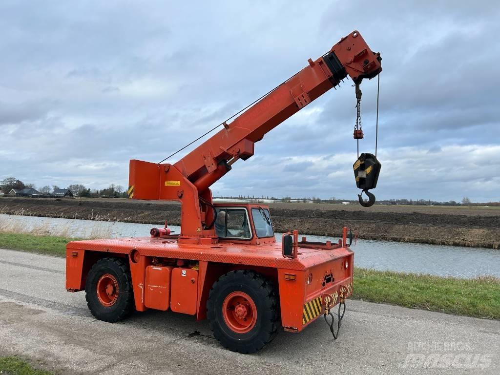 Grove AP 308 All-Terrain-Krane