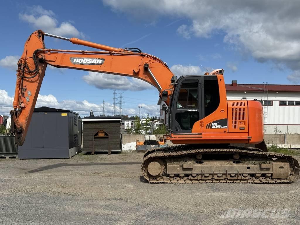 Doosan DX 235 LC Raupenbagger