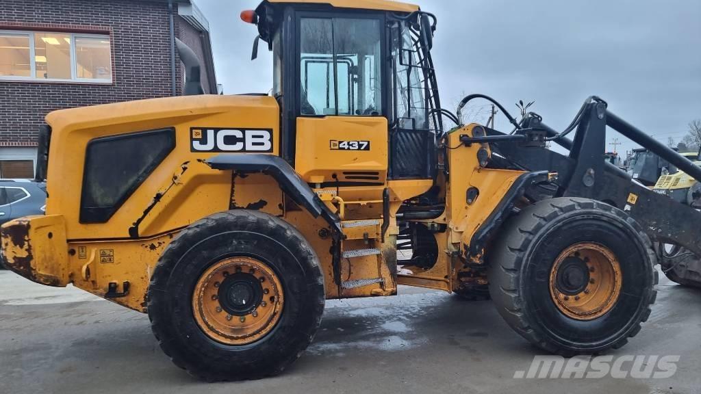 JCB 437 HT Radlader