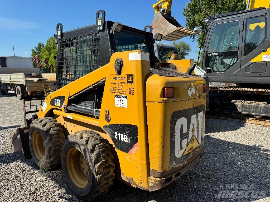 CAT 216 B 3 Kompaktlader
