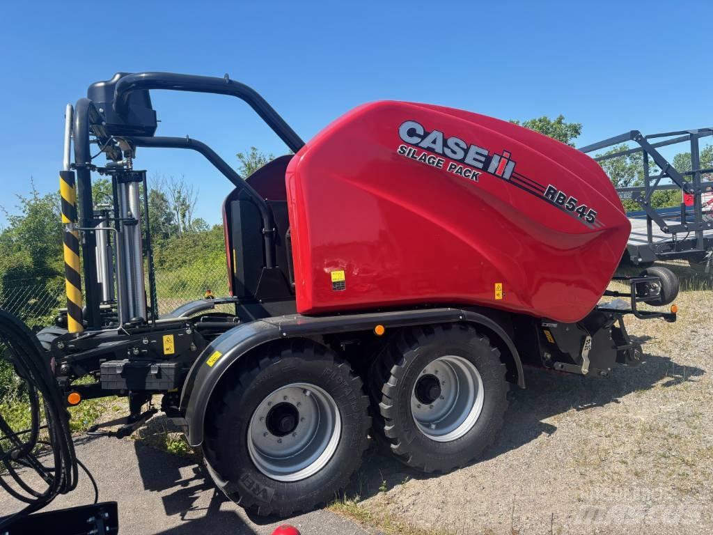 Case IH RB 545 Rundballenpressen