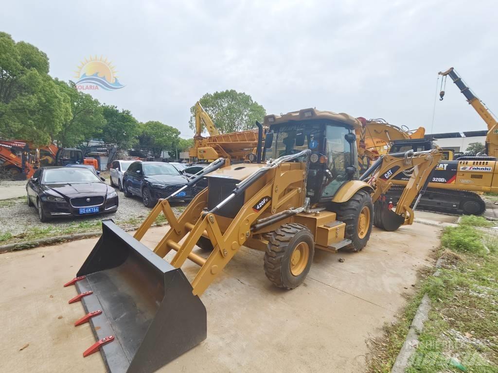 CAT 420F Baggerlader