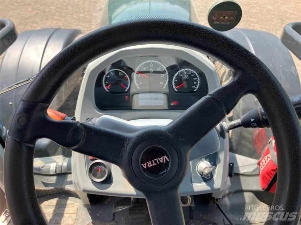 Valtra T154 Active Traktoren