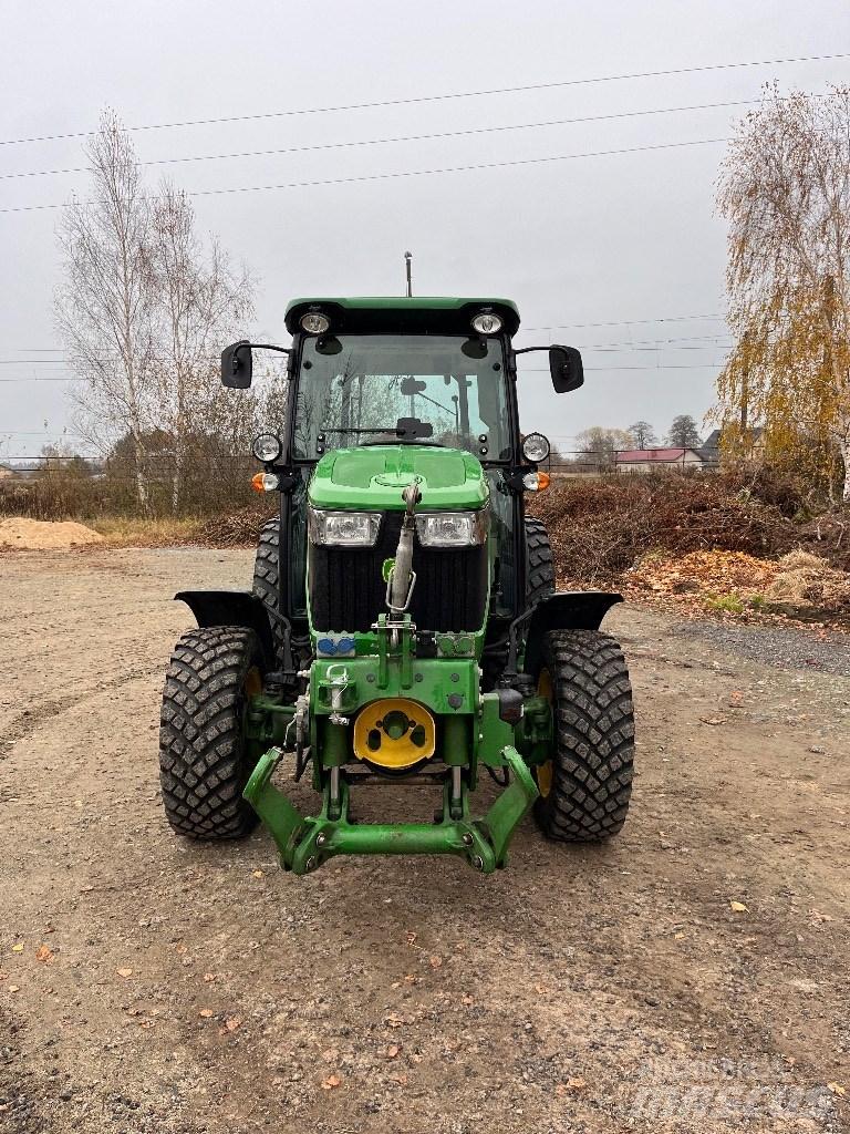 John Deere 5105 GF Traktoren