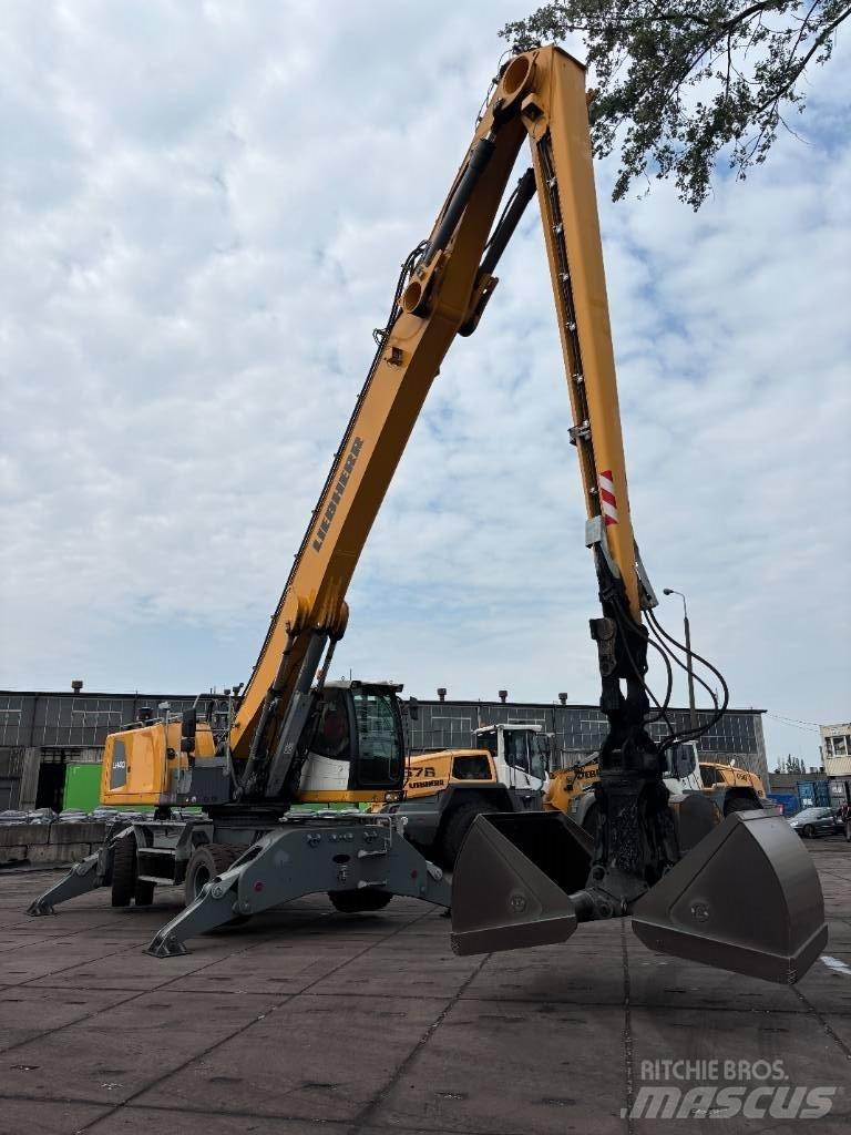 Liebherr LH 40 Port Materialumschlag