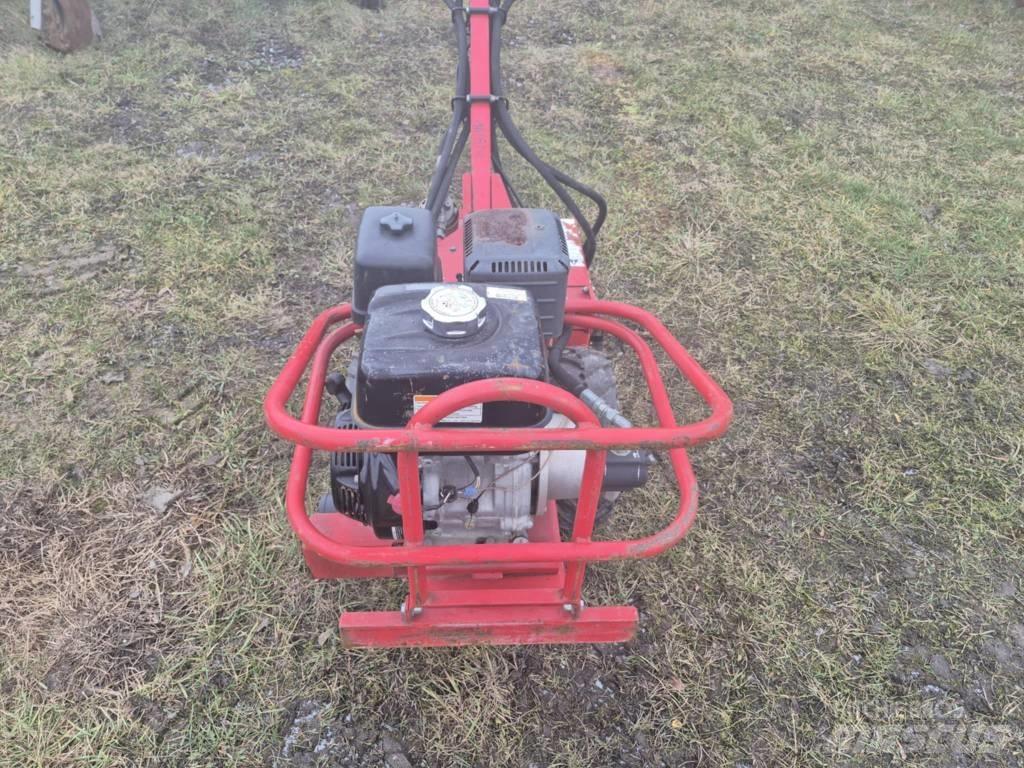 Barreto 1320 Zweirädrige Traktoren und Grubber