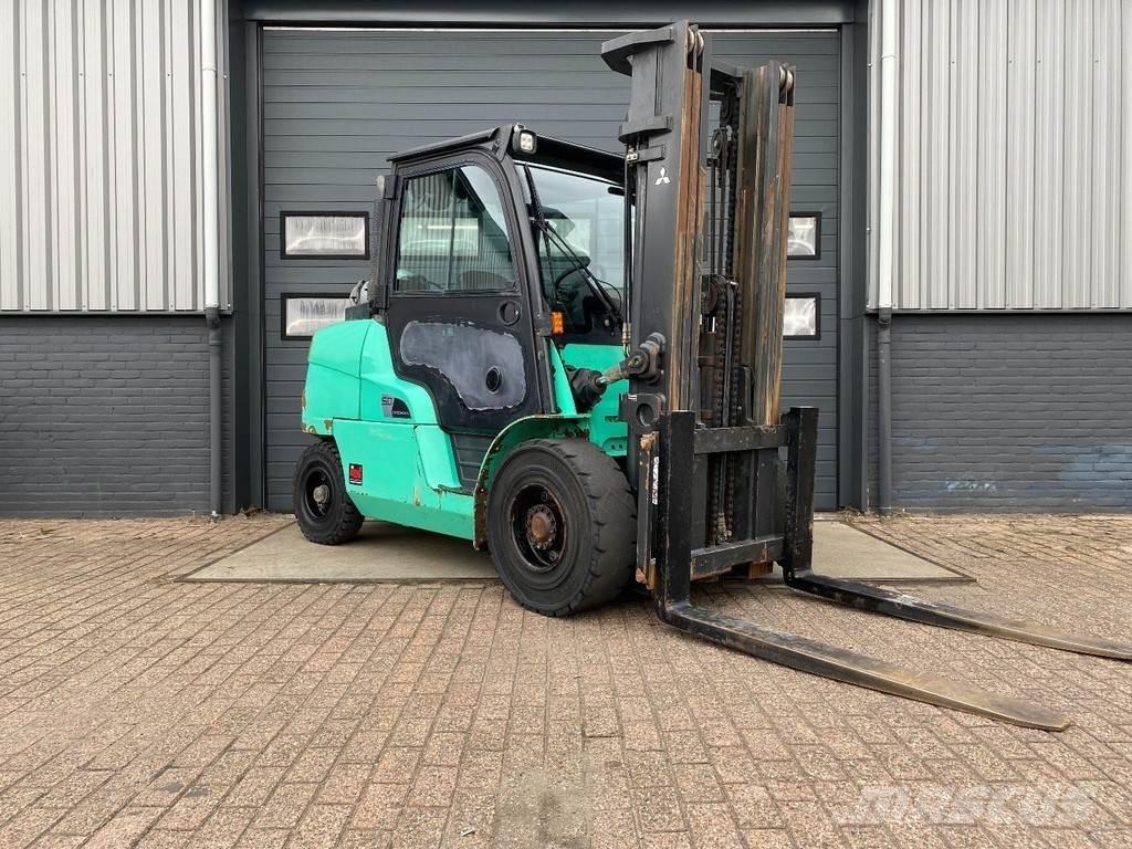 Mitsubishi FG50NT Gasstapler