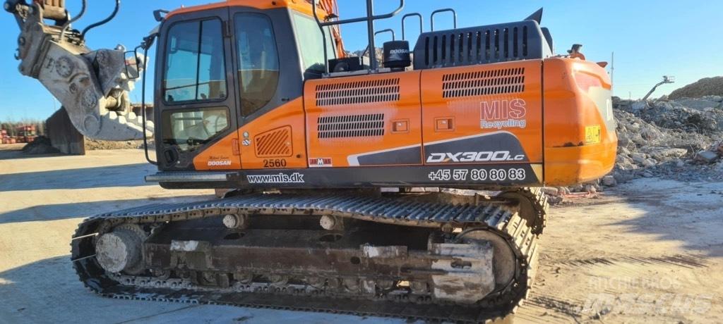 Doosan DX 300 lc 5 Raupenbagger