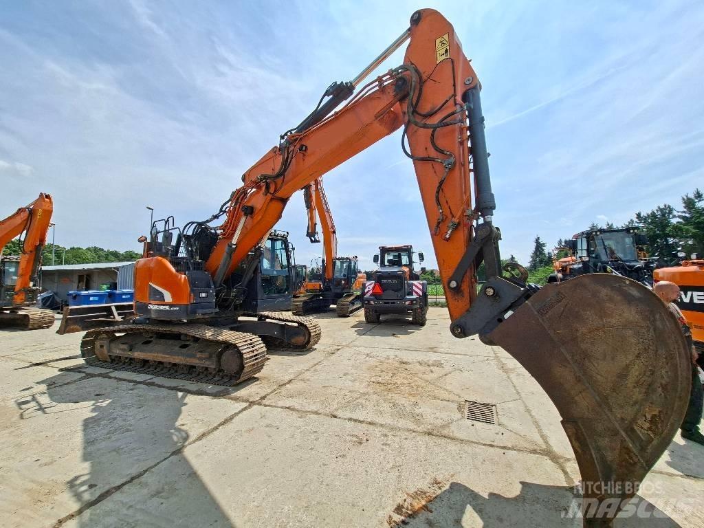 Doosan DX 235 LCR-5 Raupenbagger