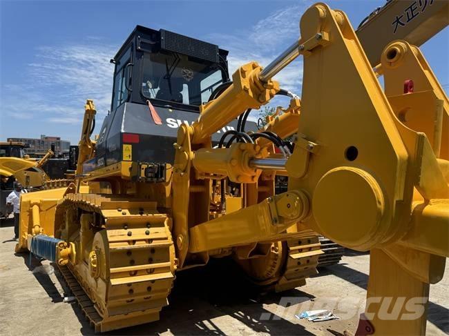 Shantui SD 32 Bulldozer