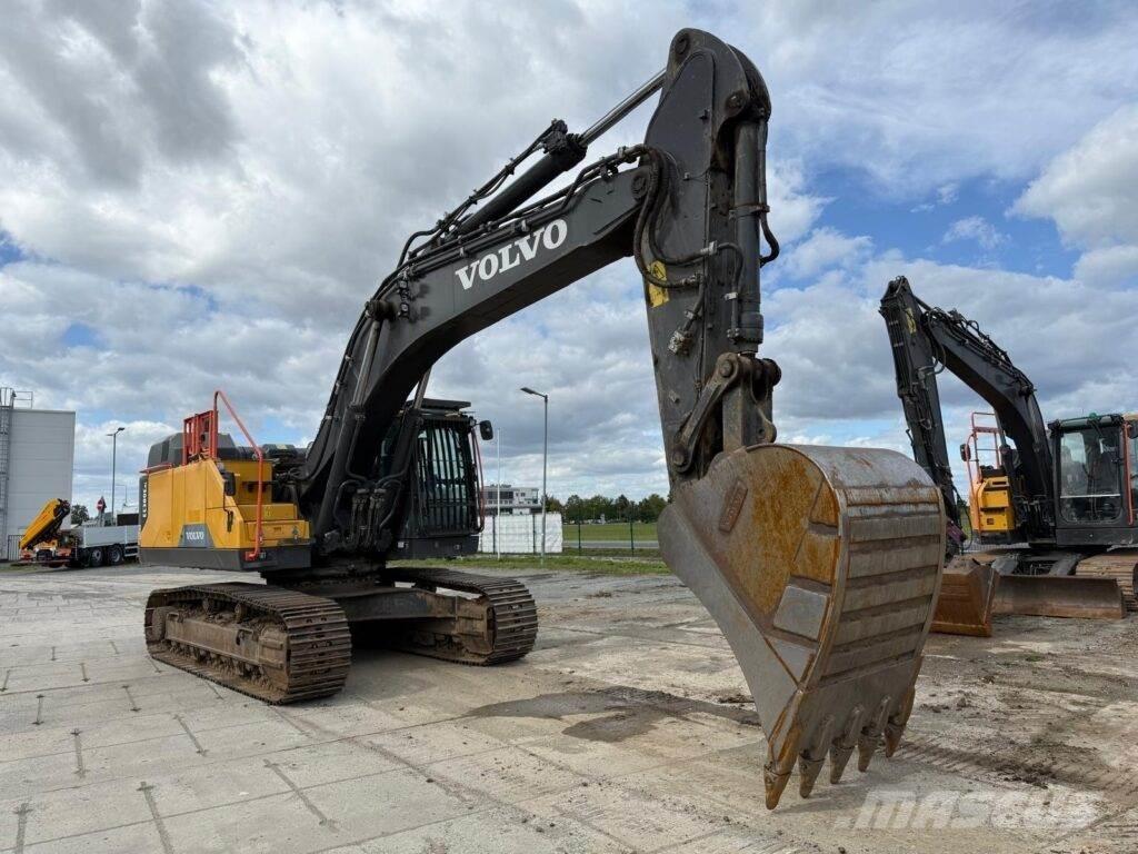 Volvo EC380ENL Raupenbagger
