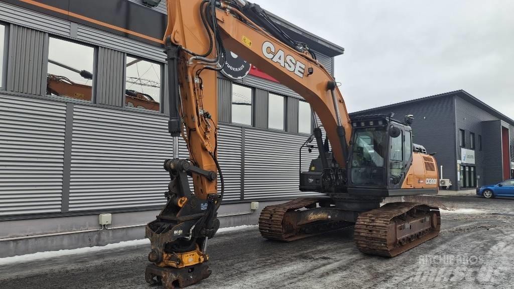 CASE CX300D Raupenbagger