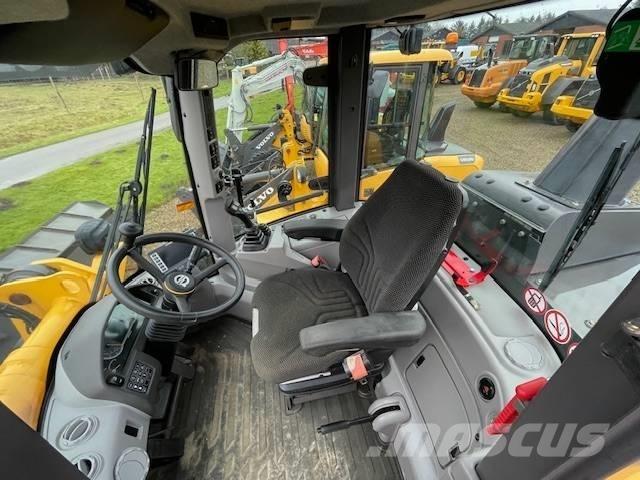Volvo L45H Radlader