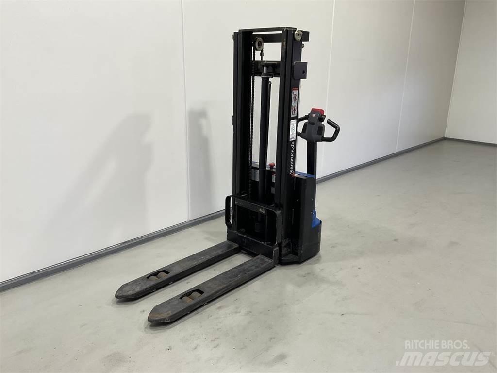 EP ES10-10ES Selbstfahrstapler