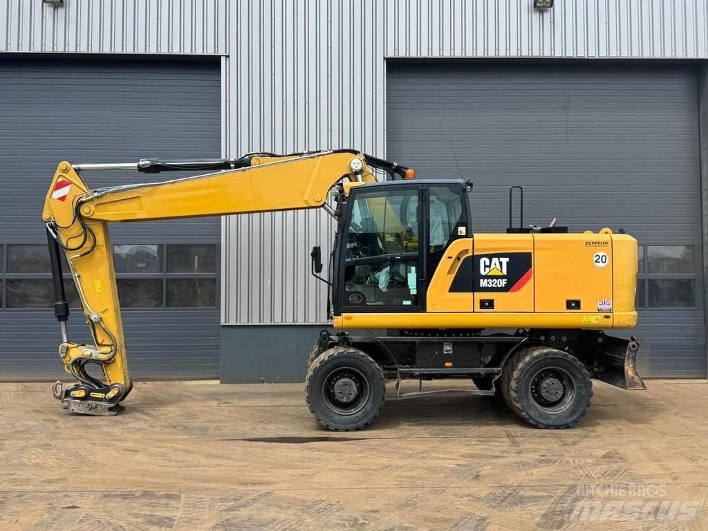 CAT M320F Mobilbagger