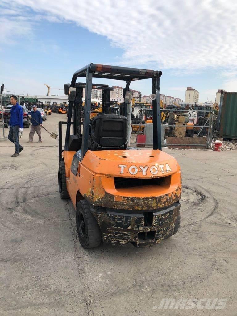 Toyota FD 30 Dieselstapler