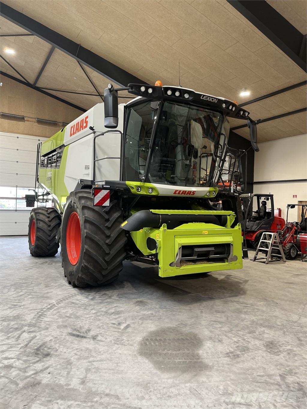 CLAAS Lexion 7700 Mähdrescher