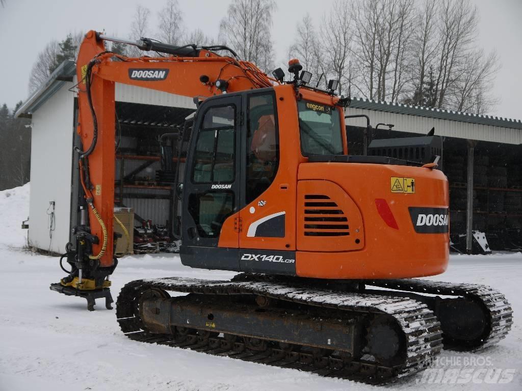 Doosan DX 140 LCR-5 Raupenbagger