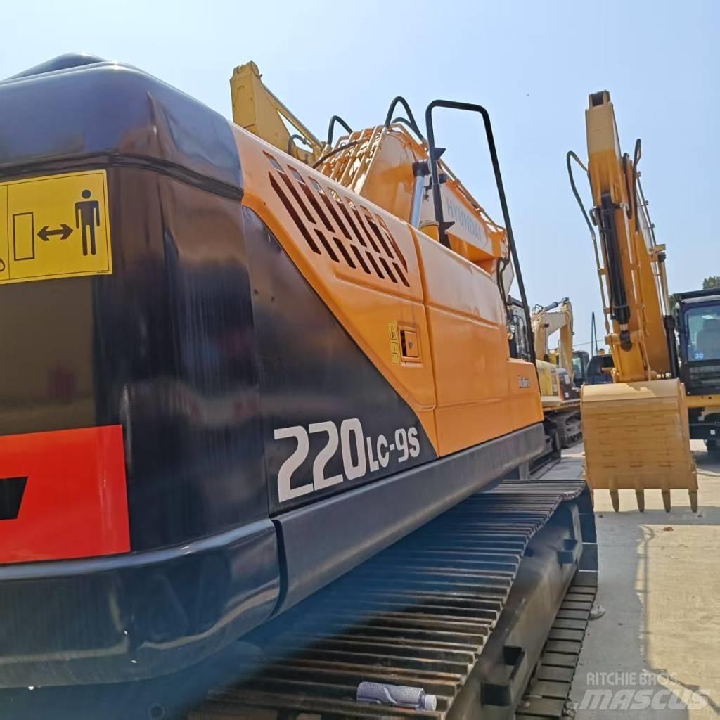 Hyundai 220lc-9s Raupenbagger