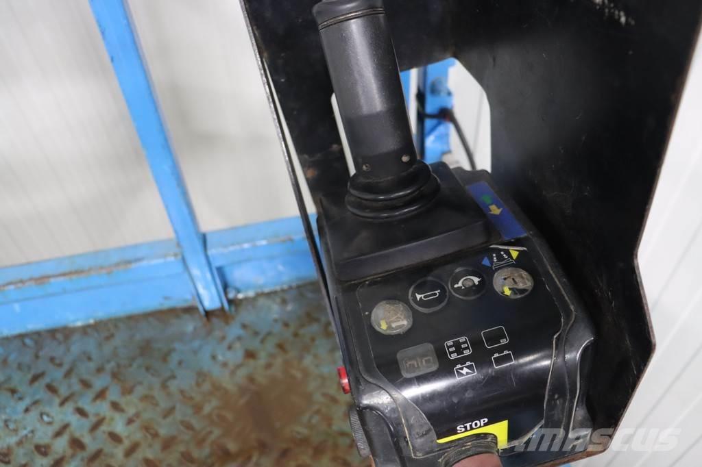 Mantall XE100W Scheren-Arbeitsbühnen