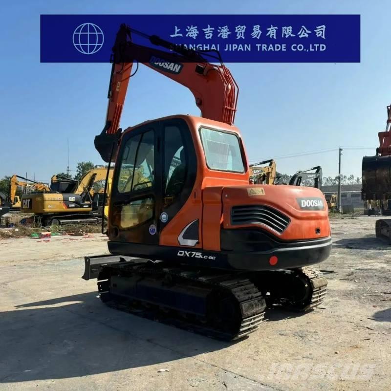 Doosan DX 75 Raupenbagger