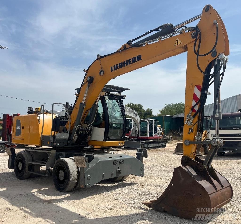 Liebherr A 916 Mobilbagger