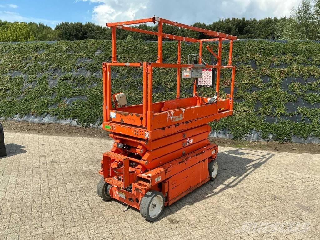 SkyJack SJ III 3219 Scheren-Arbeitsbühnen