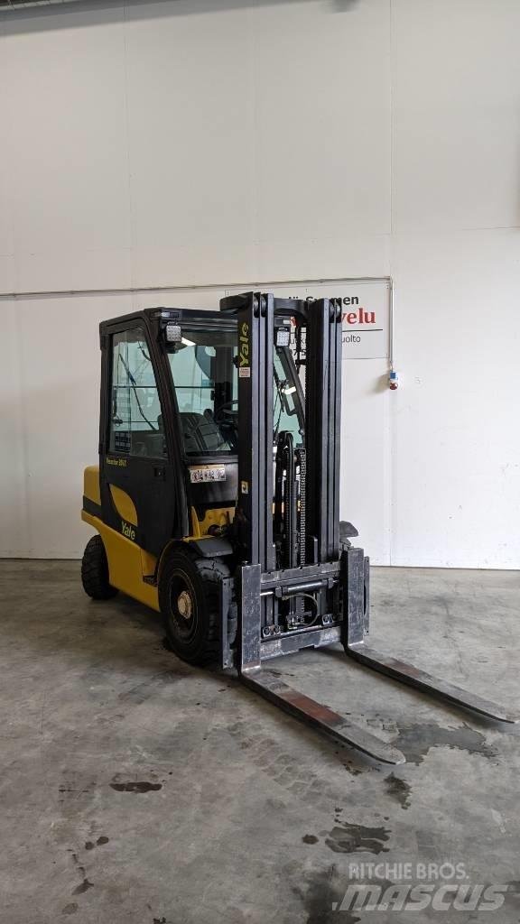 Yale GDP30VX Dieselstapler