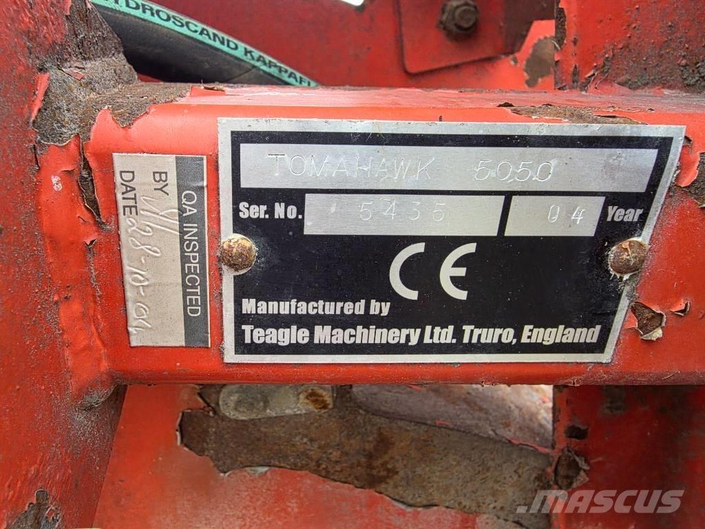 TEAGLE TOMAHAWK 5050 Ballenschredder, -schneider und -wickler