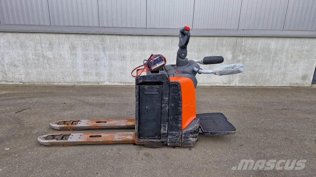 BT LPE 250 Elektrostapler