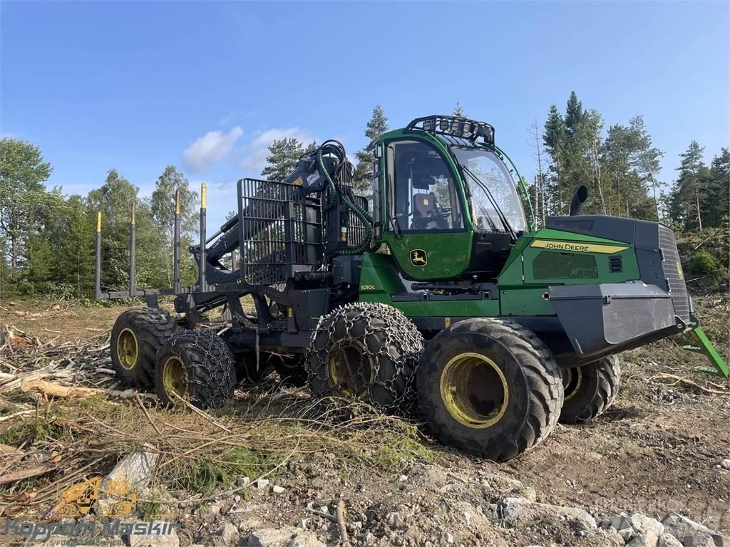 John Deere 1010G Forwarder