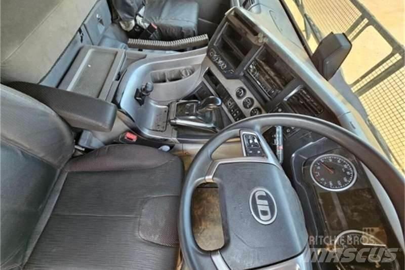 UD TRUCKS QUON Andere Fahrzeuge