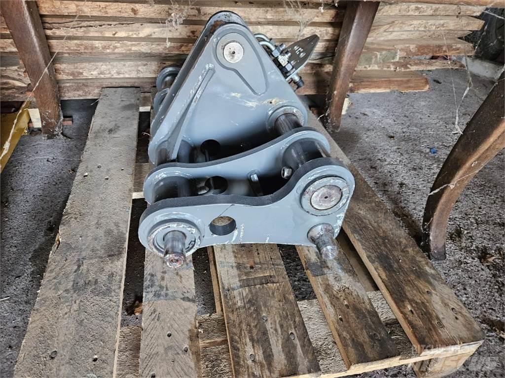 Liebherr T 33-10s Teleskoplader